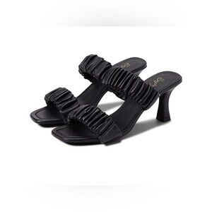 Seychelles Leeward Heels – Black (Size 9.5)